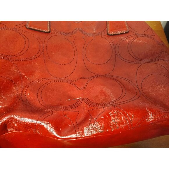 Vintage Coach Red Leather Shoulder Bag Embosses Stitching Inside Snap Pouch READ - Picture 9 of 13